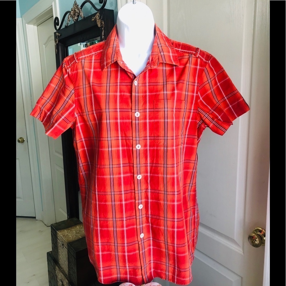Kenneth Cole button down short sleeve EUC Size S
